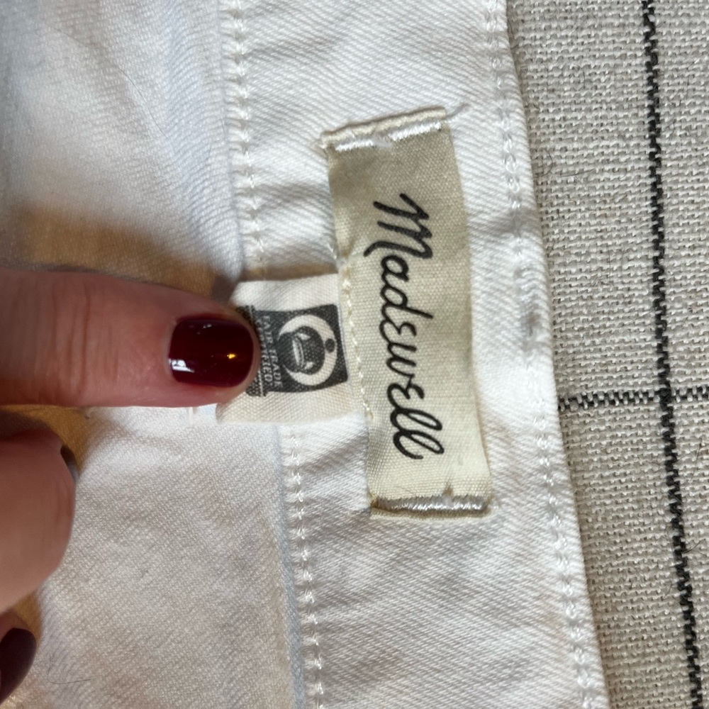 Madewell 'The Mom Jean' in White Size 27